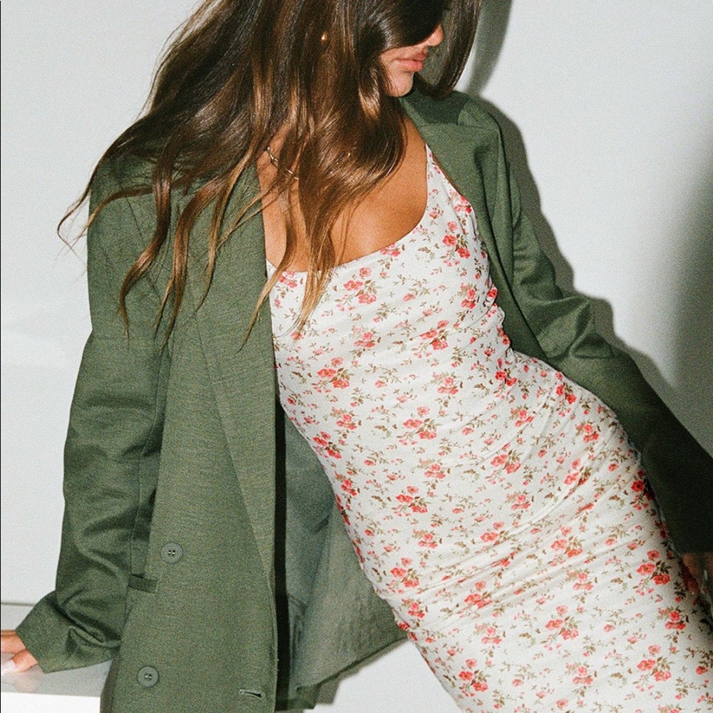 La Quinta Oversized Khaki Blazer | Lioness